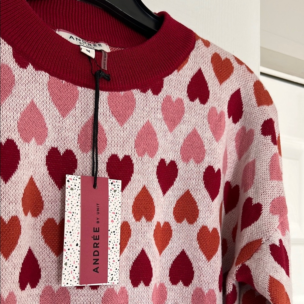 Heart Pattern Sweater - Picture 4 of 7